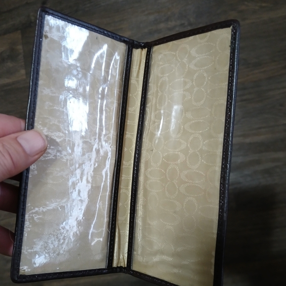 Vintage Coach Checkbook Cover. - Picture 8 of 10